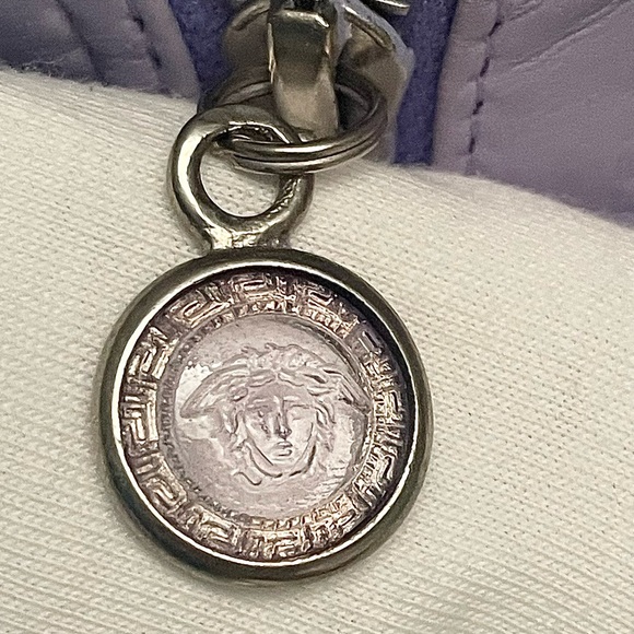 Authentic Vintage Gianni Versace leather jacket - Picture 8 of 16